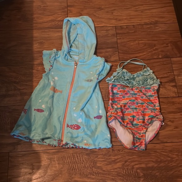 American girl size 4 set - Picture 1 of 1